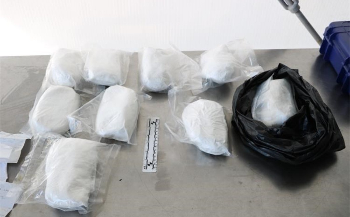 Policija pronašla 4,5 kg amfetamina: Dvojica državljana BiH uhapšena na ulazu u Hrvatsku