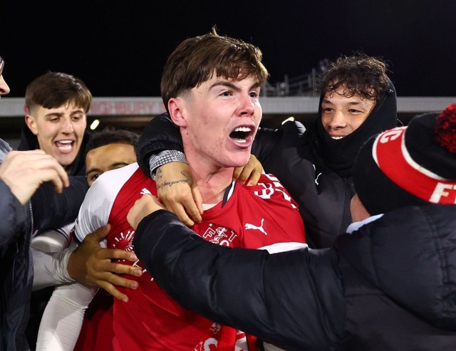 VIDEO Četvrtoligaš Fleetwood Town izbacio Arsenal iz Liga kupa