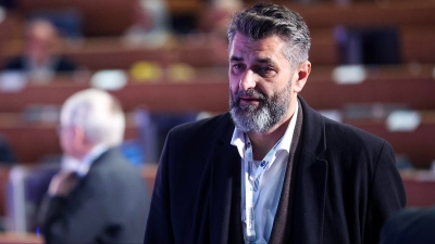 Suljagić o fotografiji Cvijanović u školi u Roćeviću: To nije renoviranje, već brisanje tragova genocida