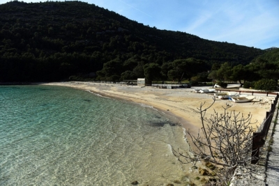 NA SNAZI PRIVREMENA ZABRANA: Zbog fekalnog onečišćenja mora ne preporučuje se kupanje na plaži u ovom mjestu