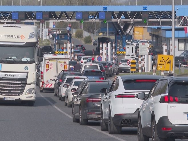 Gužve na graničnim prelazima Velika Kladuša, Izačić i Zupci