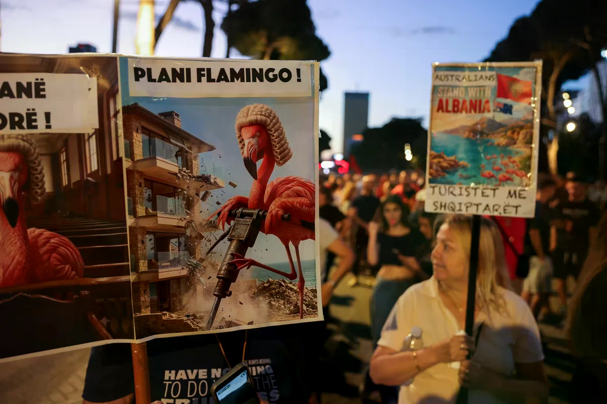 Politico: Kako je Trumpov zet slučajno pokrenuo najveće proteste u Albaniji od pada komunizma