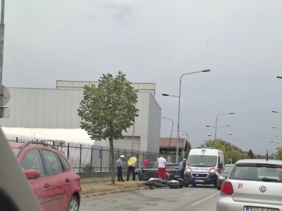 Nesreća u Banjaluci: Povrijeđen motociklista