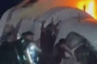 Drama u Teksasu: Građani razbijali prozore aviona kako bi spasili putnike