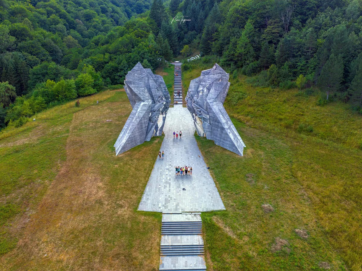 Impresivne fotografije Tjentišta: Monument koji priča jednu od najvažnijih priča iz historije BiH