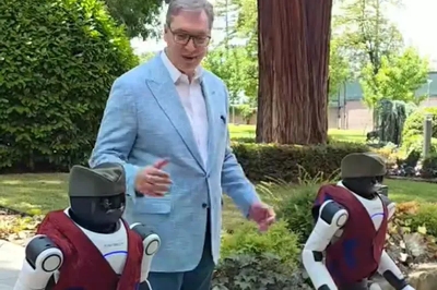 Vučić predstavio prve srpske robote: Poštovani građani, ovo su Dragutin i Milutin (VIDEO)