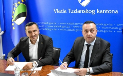 Zvanično potpisan sporazum: Skoro 40 hiljada penzionera u TK dobit će po 100 KM uz redovnu penziju
