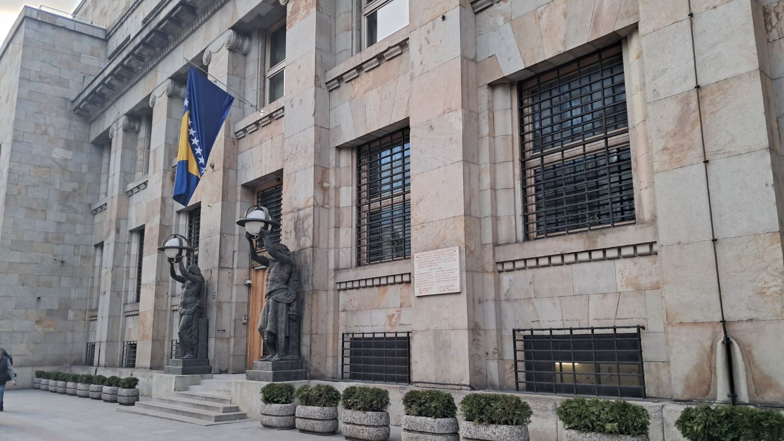 Više od 108.000 računa u BiH pod blokadom
