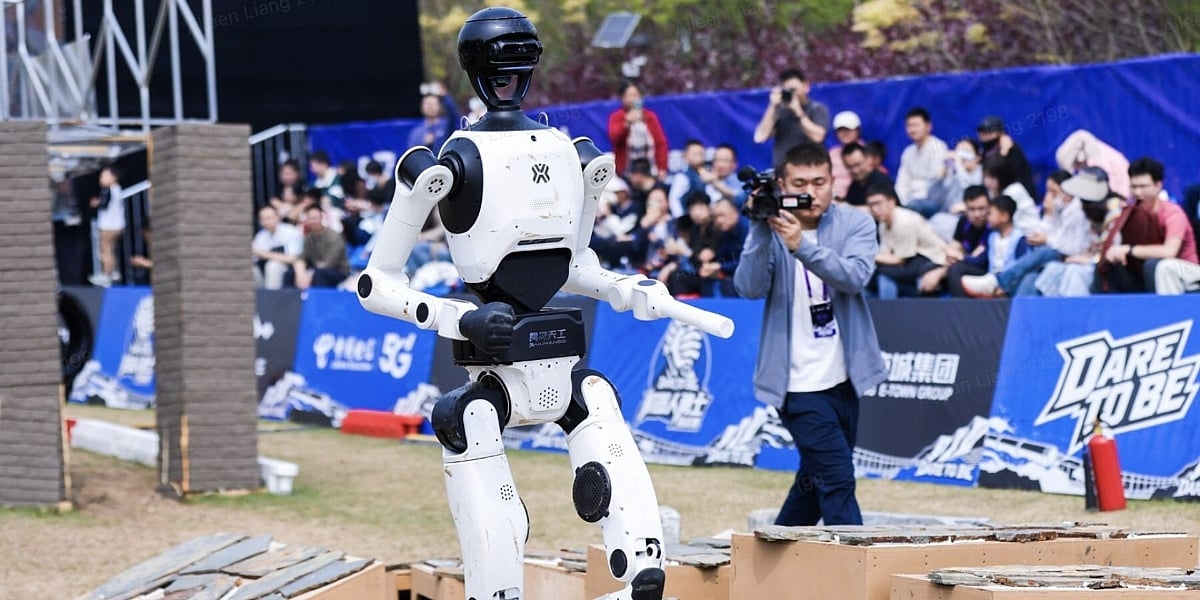 Humanoid Tien Kung 3.0 pobjednik kineskog Robot Warrior Challengea