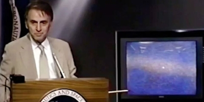 Fotografija iz 1990. kao upozorenje Carla Sagana: Zašto su njegove riječi danas aktuelnije nego ikada