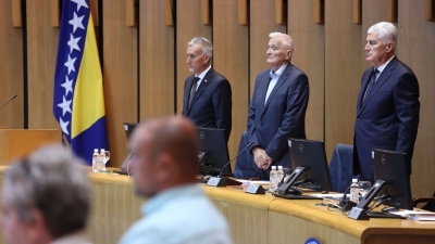 Ključni zakoni za evropski put pred Domom naroda BiH, sjednica je počela burno