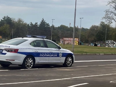 Zaplijenjeno 45 kilograma droge u Dobanovcima, uhapšene tri osobe