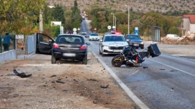Jedna osoba poginula, dvije povrijeđene u stravičnom sudaru Opela i BMW-a