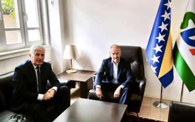 „Postići stabilan unutrašnji dijalog“ Čović razgovarao sa Izetbegovićem o uspostavljanju vlasti nakon održanih izbora u BiH