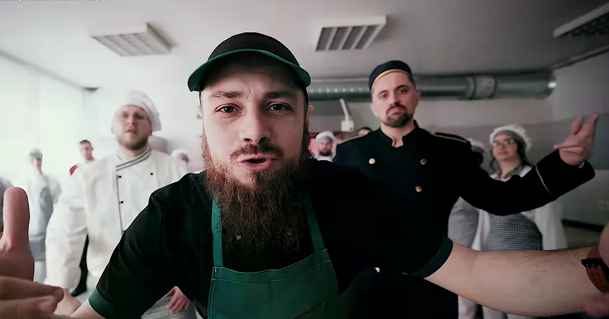 Helem Nejse nakon dužeg vremena objavili novu pjesmi i spot, zove se “Praktika”