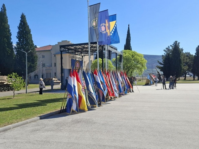 U Mostaru se obilježava 34. obljetnica HVO-a i 21. obljetnica 1. pješačke pukovnije OS BiH