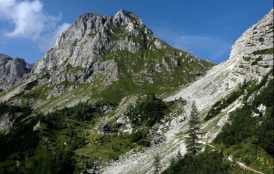 Zbog velikih gužvi Slovenija ograničava broj posjeta Nacionalnom parku Triglav