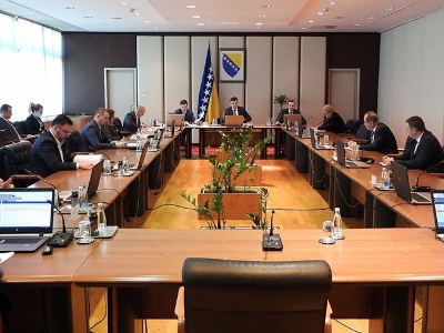 Zaposlenima u institucijama BiH veće plate od naredne godine