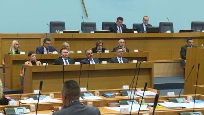 Ko sve juriša na poslaničke mandate u Skupštini Srpske