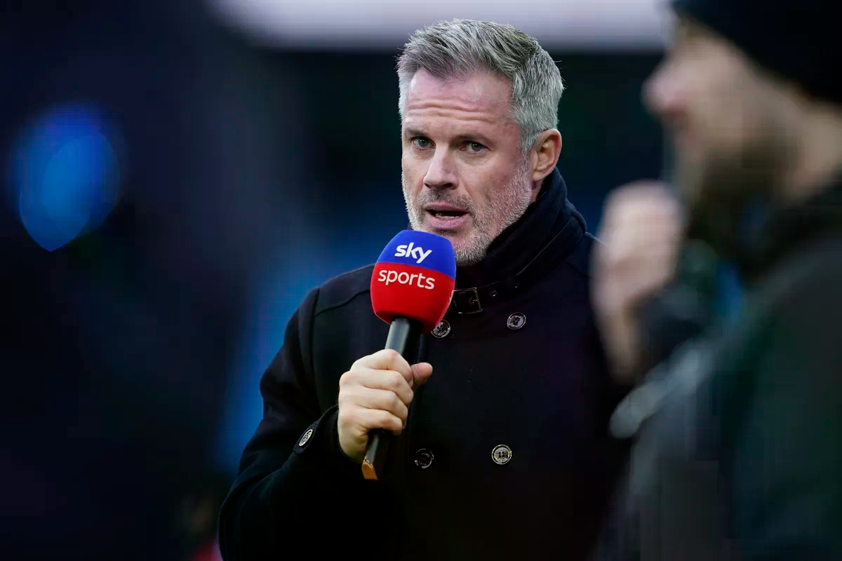 Legendarni Jamie Carragher donio vijesti oko budućnosti Arnea Slota, tvrdi kako je nešto "čuo"