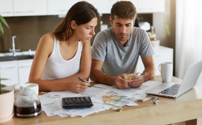 Parovi koji imaju odvojene finansije: Tajna uspjeha ili znak nepovjerenja?