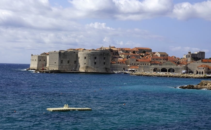 Snimak iz pilotske kabine oduševio internet: Pogled na Dubrovnik iz zraka ostavlja bez daha