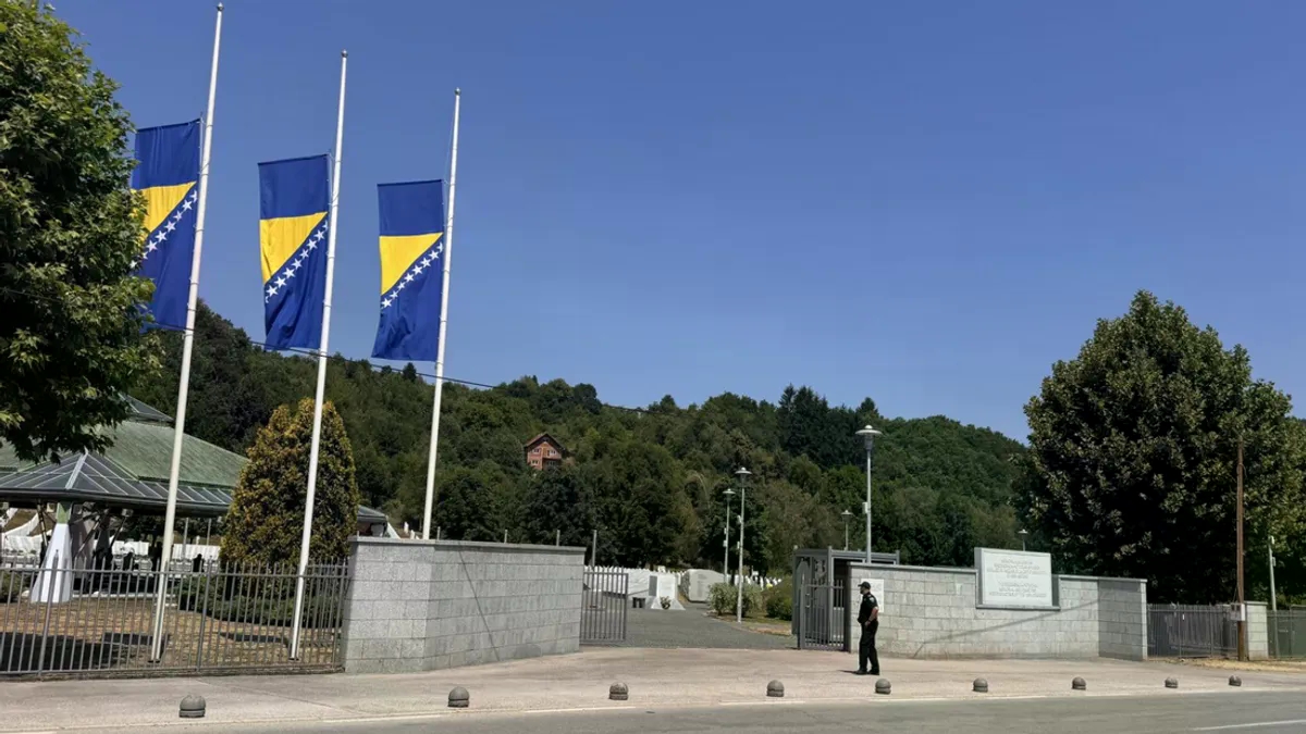 Memorijalni centar Srebrenica odbio predati dokumentaciju: Ako žele, morat će silom