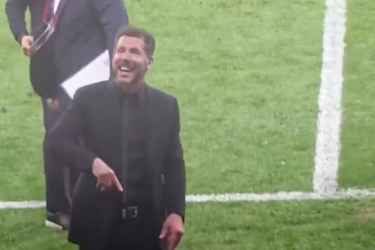Sudija svirao kraj u Madridu, a kamera snimila šta je Diego Simeone pokazao navijačima Barcelone