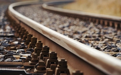 Udario ih voz: U teškoj nesreći smrtno stradale dvije maloljetne osobe