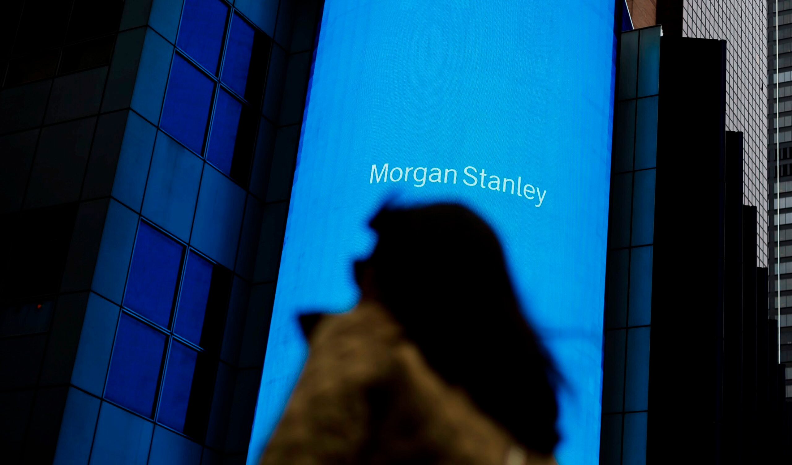 Banka Morgan Stenli dala procjenu: Globalno zaduživanje povezano sa AI premašiće 500 milijardi dolara u 2026.
