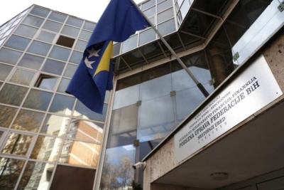 POREZNA UPRAVA FBiH OBJASNILA PODATKE O PADU BROJA ZAPOSLENIH: Da li je došlo do prelijevanje prometa na RS?