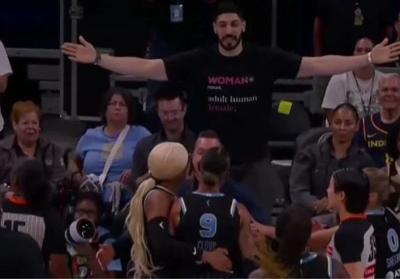 Enes Kanter izbačen s utakmice WNBA lige: Provocirao košarkašicu, pa udaljen iz dvorane! U centru pažnje zbog poruke na majici (VIDEO)