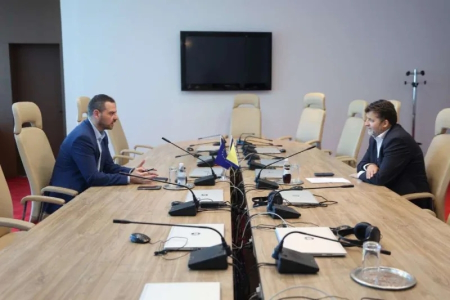 MAGAZINOVIĆ NA SASTANKU S KATICOM: Bahati vozači se uklanjaju iz saobraćaja, ne smije biti nedodirljivih