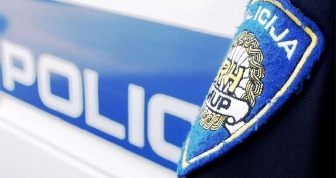 Pet učenica povrijeđeno kod škole u Hrvatskoj, privedena dva maloljetnika