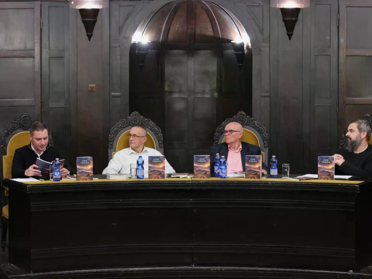 Predstavljena knjiga "Sjene tišine" Dragana Stanisavljevića: Priče o ljubavi, sjećanjima, zavičaju
