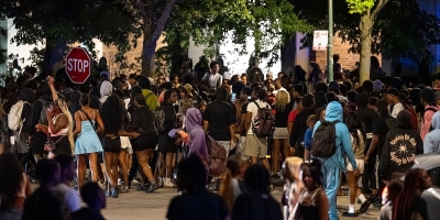 Trend "teen takeovera" u SAD-u prerastao iz okupljanja mladih u sigurnosni problem