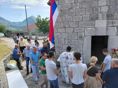 Svetom liturgijom obilježena slava crkve Svete Trojice u Ravnom