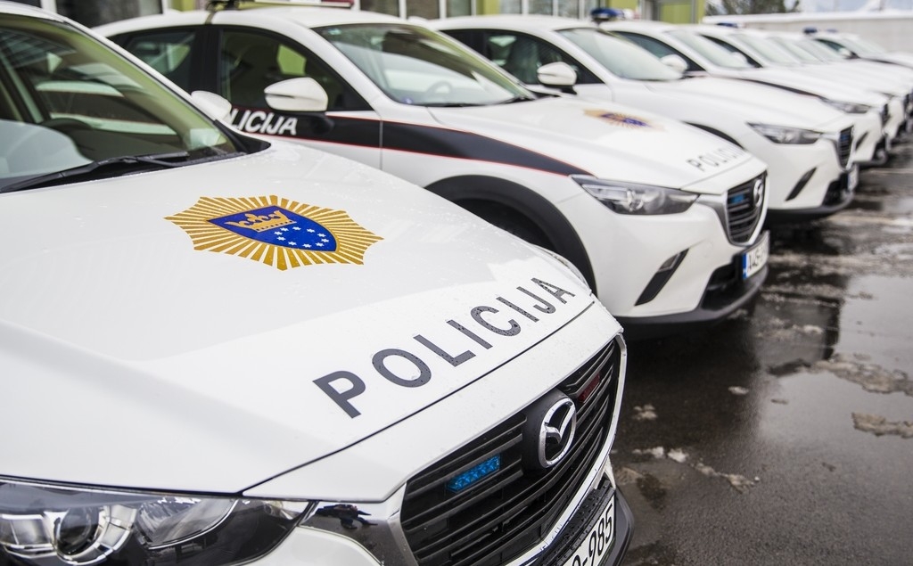 Fizički napad u bh. gradu: Muškarac pomjerio dva koca na parceli, pa dobio prijetnje smrću