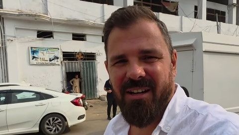 Kristijan Iličić u najopasnijem gradu Pakistana: "Sva upozorenja svijeta neće vam ispričati cijelu priču o ljudima koji tamo žive"