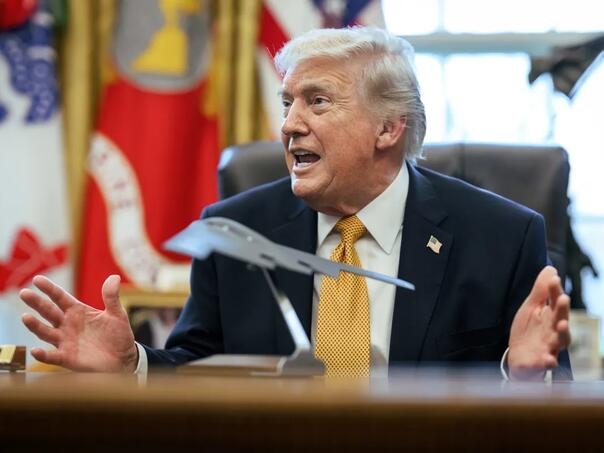 Trump prijeti carinama od 50 posto državama koje naoružavaju Iran