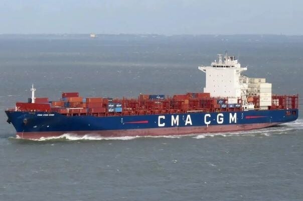 Otvorena vatra na francuski brod u Hormuškom moreuzu