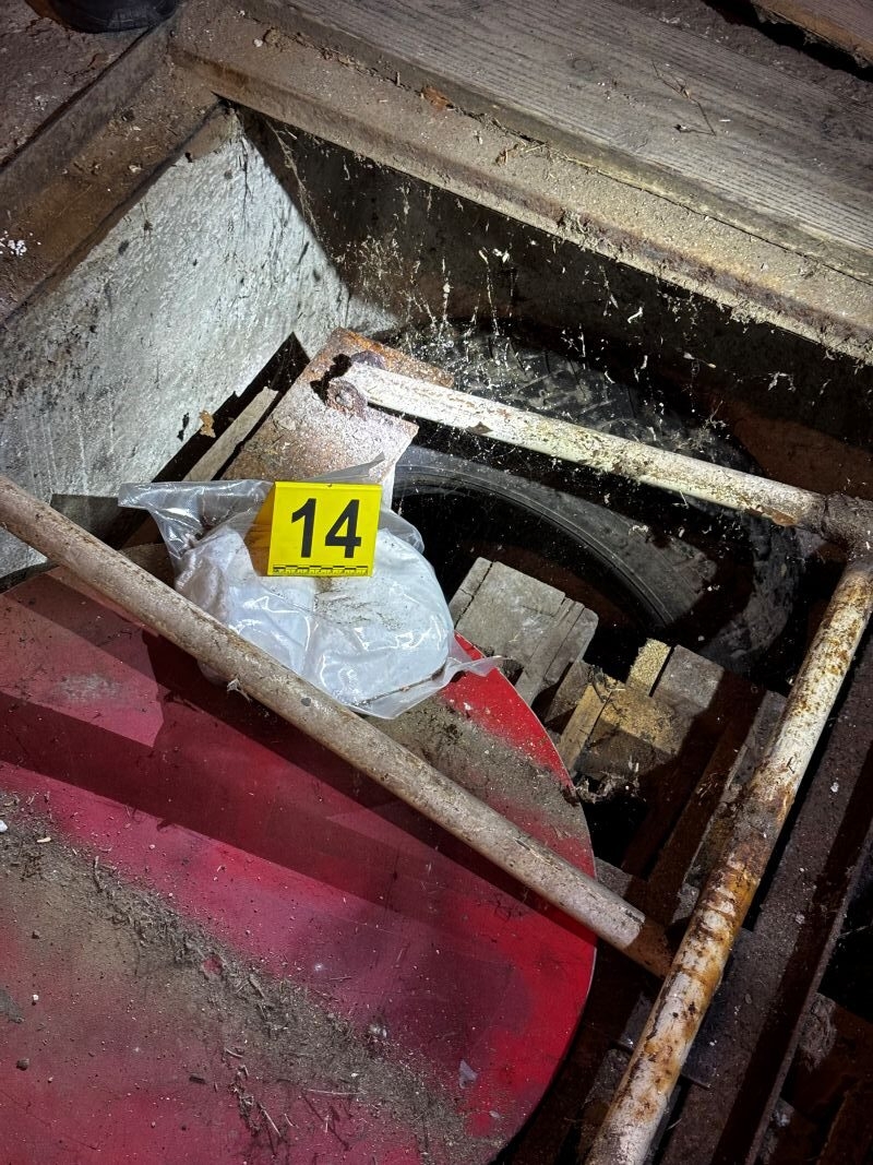 FOTO: Policija u pretresima u Zenici zaplijenila 4,4 kg droge
