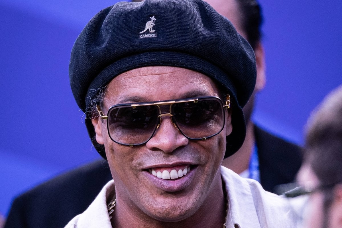 Ronaldinho bi se mogao vratiti na teren nakon 11 godina? Legendarni Brazilac sprema iznenađenje!