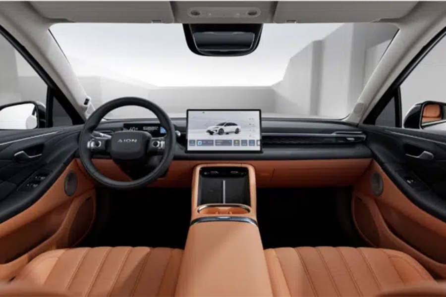 ELEKTRO-ŠOK IZ KINE: Ova luksuzna limuzina košta manje od 22.000 KM, ali ni to nije sve...