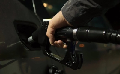 Stručnjaci upozoravaju: Ove tri stvari trebate ukloniti iz automobila kako bi uštedjeli na gorivu