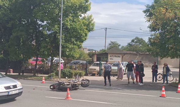 Saobraćajna nesreća u Tuzli, učestvovali automobil i motocikl
