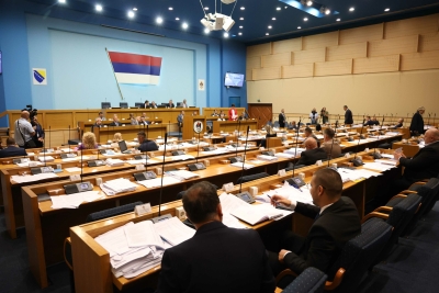 NSRS oborila zakon koji bi obavezao banke da posluju sa SANKCIONISANIM LICIMA, evo ko je bio ZA
