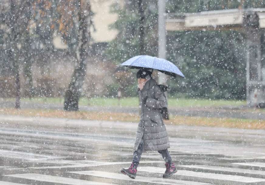 Pripremite kišobrane: Meteorolozi najavili pljuskove i grmljavinu