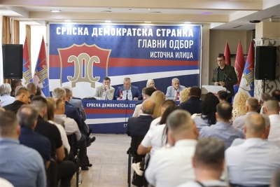 POTPUNI HAOS U SDS-u: Marinko Božović vrh stranke nazvao 'Karadžićevim pacijentima', uslijedile su burne reakcije...
