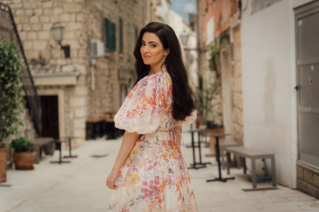 VIDEO Širokobriježanka Marijana Soldo objavila prvijenac 'Vrati mi ljubav'